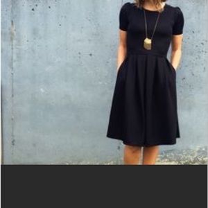 Lularoe Amelia dress Black Small